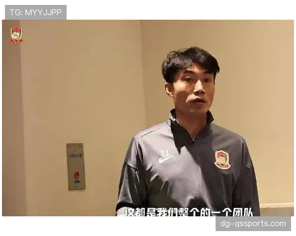 比以往更像中场组织者郑智本赛季直塞撕裂后防